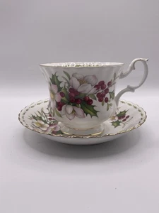 Royal Albert Flower of the Month December Tea Cup & Saucer Christmas Rose - Picture 1 of 16