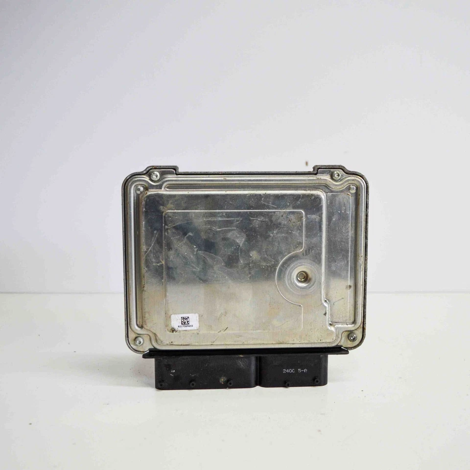 Centralina motore VW GOLF VI Variant AJ5 03L906018AQ 2.0 Diesel 103kw 10785456 - Immagine 1 di 4