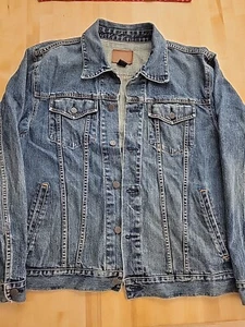 Vintage Gap Jean Jacket Men's XL Blue Trucker 2003  100% cotton Button  - Picture 1 of 6