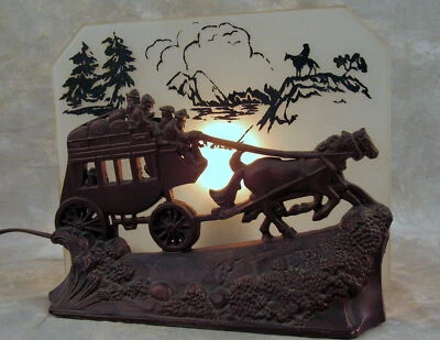 Lámpara de mesa antigua de metal fundido para diligencia vidrio esmerilado panel de luz negro RARA Foto 1 de 4