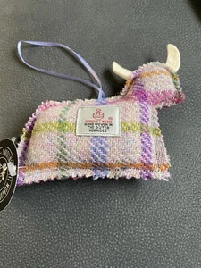 Harris Tweed Highland Cow Creation - Picture 1 of 4