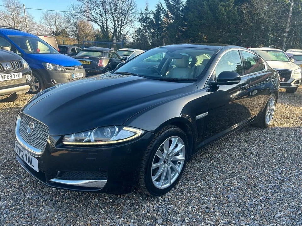 JAGUAR XF 2.2L DIESEL TD4 WORKSHOP SERVICE MANUAL- 2011 - 2015 + WIRING ON CD - Image 1 of 1