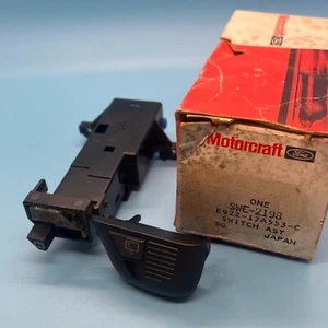 NOS OEM Ford MotorCraft Switch Assembly swe-2198 E92Z-17A553-C - Picture 1 of 3