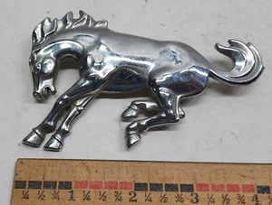 Vintage 1983-1990 Bucking Bronco Fender Ornament Horse Chrome Emblem -0305253 - Picture 1 of 8