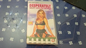 Sony PSP Desperately Sexy Housewives movie Video Game - Picture 1 of 3