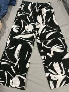 Tahari Women’s Pants S/P Viscose Blend Abstract Print NWT Msrp $78 - Picture 1 of 9