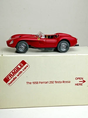 Danbury Mint 1:24 Scale 1958 Ferrari Testa Rosa with Box, Lot 3 - Image 1 of 4