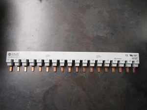 NUEVO BUSBAR ALLEN BRADLEY 1489-AACL318 - Imagen 1 de 2