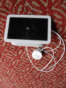 Google Nest Hub 7” Smart Display (2nd Generation), Chalk, Model GUIK2. NICE! - Picture 1 of 10