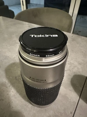 Tokina AF 100-300mm f5.6-6.7 Telephoto Zoom Lens Pentax KAF Digital Mount. - Image 1 of 4