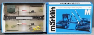 Märklin 7390 mechanischer Bahnübergang M-Gleis von 1990 sehr gut OVP H0 - Bild 1 von 1