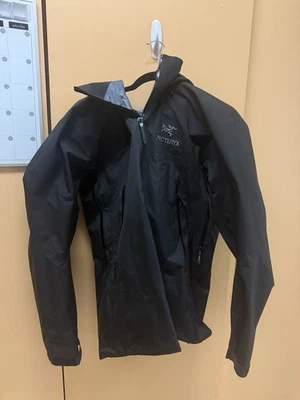 Chaqueta rígida Arc'teryx Beta AR para hombre pequeña (color: negro) Foto 1 de 4