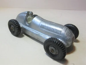 Dinky Toys 1940's 23c Mercedes Benz W25 Grand Prix Racing Car Racing Car. - Picture 1 of 9