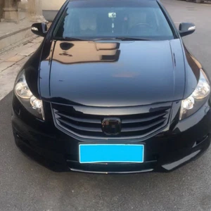 Parrilla delantera negra con patrón de fibra de carbono para Honda Accord 2011 2012 - Imagen 1 de 3