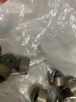 Juego de juntas de aceite de vástago de válvula Fel Pro para Chevrolet Astro 1996-2005 4,3 L V6 - año Foto 1 de 3