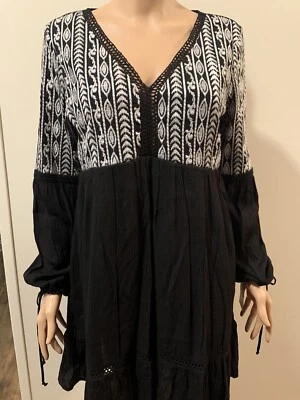 Xhilaration women’s Boho Dress SZ M black white embroidered - Image 1 of 4