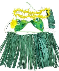 VINTAGE WAIKIKI GIRL HULA SET CHILDRENS (AGE 1-3) Includes Accessories - Picture 1 of 3
