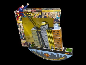 Superman Leaps 2003 Schylling Superman Classics Blechspielzeug zum Aufziehen funktioniert mit Box - Bild 1 von 12