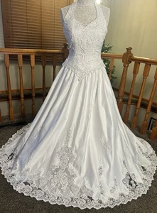 David's Bridal Michaelangelo Satin Wedding Dress T8607 Halter Lace A-Line 8 NEW - Picture 1 of 22