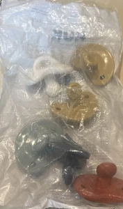 Chupetes de ortodoncia cómodos NUK, 0-6 meses, paquete de 6, surtidos neutros - Imagen 1 de 5