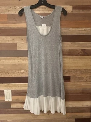 Nuevo con etiquetas Vestido sin mangas Antorcha Terciopelo Nordstrom Gris y Blanco Talla L Foto 1 de 4