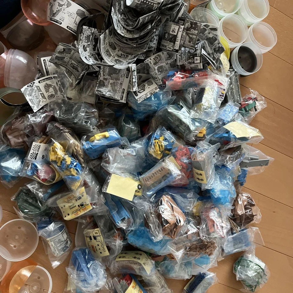 Thomas the Tank Engine Capsule Plarail Set 100 Pieces Track Vehicles Toys - Image 1 of 1