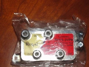 Regal RHFS-3VPB  All Port Power Pass 3-Way Splitter , 5-2300Mhz; New - Picture 1 of 1