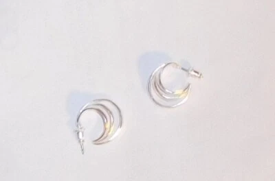 Stella & Dot Triad Silver Hoops - New in Box! Beautiful! - Photo 1/3