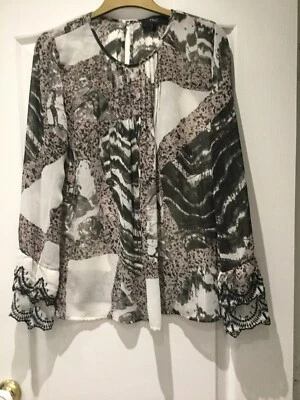 BNWOT LADIES BELL SLEEVE GREY & CREAM BLOUSE WITH MODERN PATTERN, NEXT SIZE UK 8 - Image 1 of 4