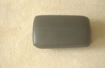 LINCOLN MKZ CENTER CONSOLE LID 2010 2011 2012 OEM Charcoal Black OR cashmere!! - Image 1 of 4