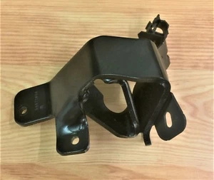 VAUXHALL INSIGNIA MK1 2.0 CDTI A20DTH FUEL PUMP HOLDER BRACKET 55572050 - Picture 1 of 6
