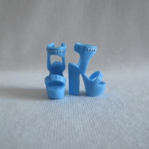 ¡NUEVO! 2022 Barbie Extra Fancy Doll Blue & Silver High Heel Sandalias Zapatos Ropa - Imagen 1 de 7