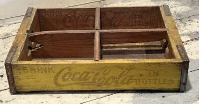 Caja portadora de 24 botellas vintage de madera amarilla Coca Cola Soda Pop Foto 1 de 4