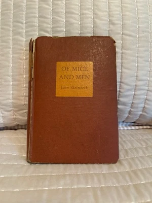 Of Mice and Men Book 1937 Vintage, Banned Book - Imagem 1 de 4
