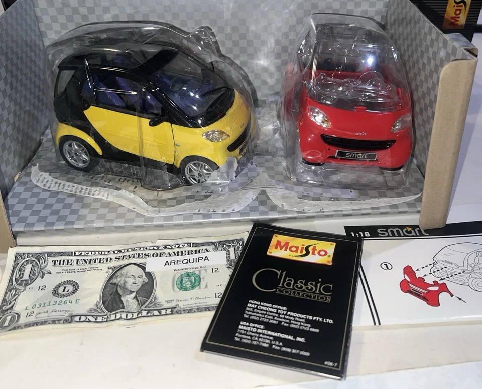 Maisto Smart car Fortwo 1:18 Die cast Yellow/Red shell Special Edition 31852 - Image 1 of 4