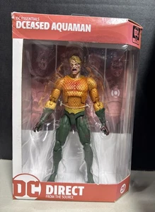 Figura de acción DC Direct DC Essentials Dreased Aquaman - Totalmente NUEVA - Imagen 1 de 13