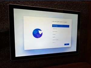 Microsoft Surface Pro 7+ LTE, Intel i5, 8GB Ram, 256GB, Windows 11 Pro - Picture 1 of 7