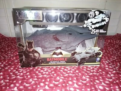 Jada Batman v. Superman Batmobile DC Comics Metals Die Cast #97395 New NRFB 1:24 - Image 1 of 4