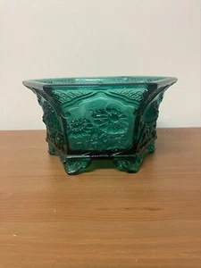 Fenton Verlys Molde Abeto Verde Crisantemo Hexágono Vidrio Patas Cuenco - Imagen 1 de 7