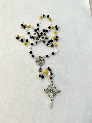BOSTON BRUINS ROSARY NECKLACE GLASS BEAD NHL HOCKEY LOGO ORNAMENT ORNAMENT Cover