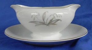 Kaysons Fine China "Golden Rhapsody" Gravy Boat, Attached Plate, Gold Rim, 1961 - Picture 1 of 9