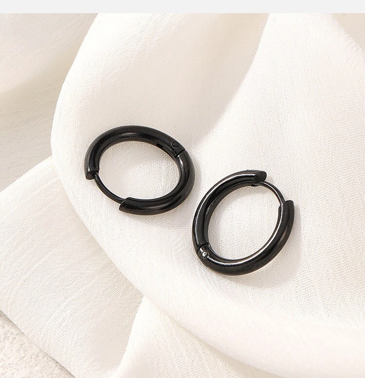 Surgical Steel Round Huggie Hoop Earrings Men Women Trendy Jewelry 8-20mm 2Pcs - Image 1 of 4