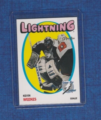 2001-02 OPC O-pee-chee Heritage # 20 Kevin Weekes - Image 1 of 2