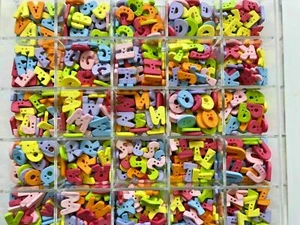 Knopf -Buchstaben 18mm - A bis Z-  Buchstabenhits für Kids! - Bild 1 von 1