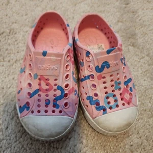 Native Jefferson Kids Shoes Pink Slip On Comfort Size C5 - Picture 1 of 8