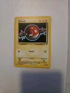 Pokémon TCG Voltorb Legendary Collection 97/110 - Picture 1 of 4