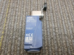 Telemecanique Sensor Compact Sap Action Limit Switch ZCP21 New - Picture 1 of 3