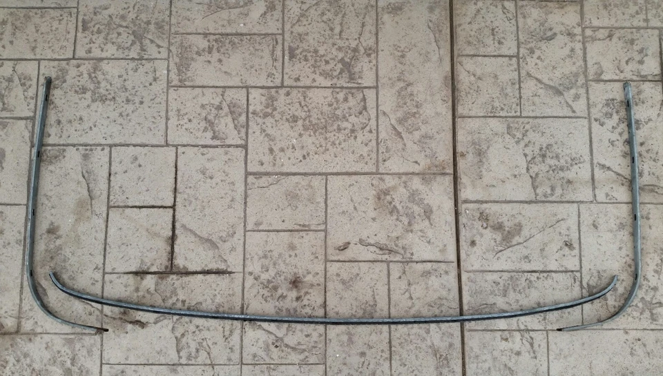 Ford Fairlane 1968 1969 convertible tira de tachuelas Foto 1 de 3