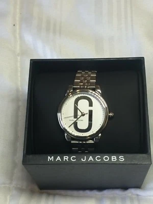 Новый в коробке Marc Jacobs женщин Corie MJ3559 серебро из нержавеющей стали японский кварц  - Изображение 1 из 4
