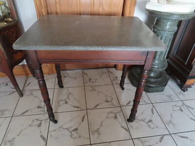 MESA SUPERIOR DE MÁRMOL VICTORIANO aprox. Años 1880 Foto 1 de 4